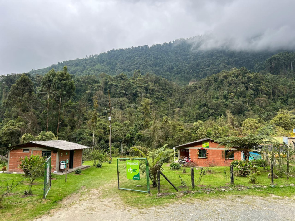 Ingreso a reserva natural de Chec en Gallinazo, en Villamaría (Caldas). Zona por donde ingresaron cerca de 40 caminantes sin permiso.
