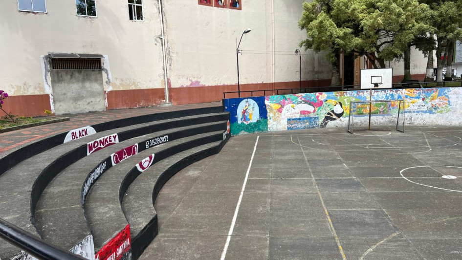 La media torta en el parque de Bolívar de Anserma.