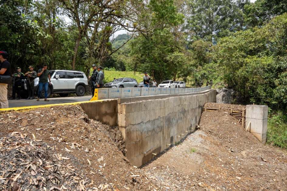 Las obras en Quinchía (Risaralda) se hicieron en el Puente de La Ceiba, Reforma y Santa María, este último en la vía que conecta con Irra.