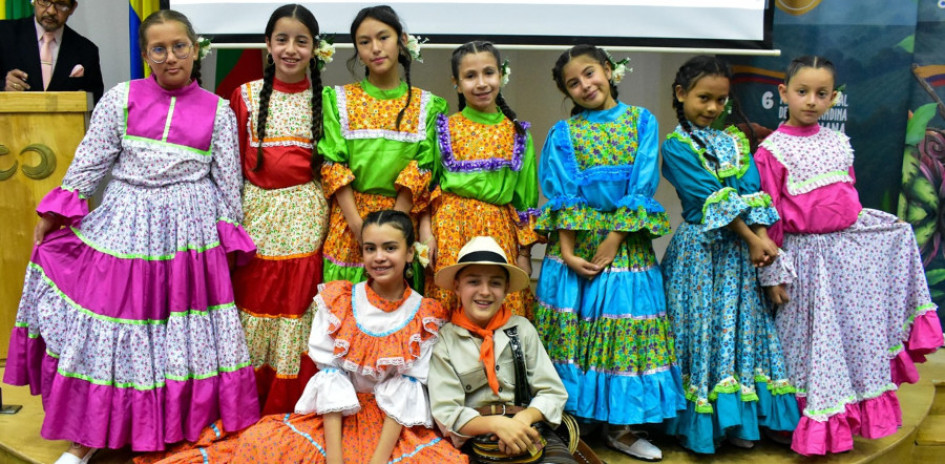 El llegar a las regiones permite que los más pequeños se interesen por este tipo de música en la que también pueden llegar a ser grandes exponentes. 