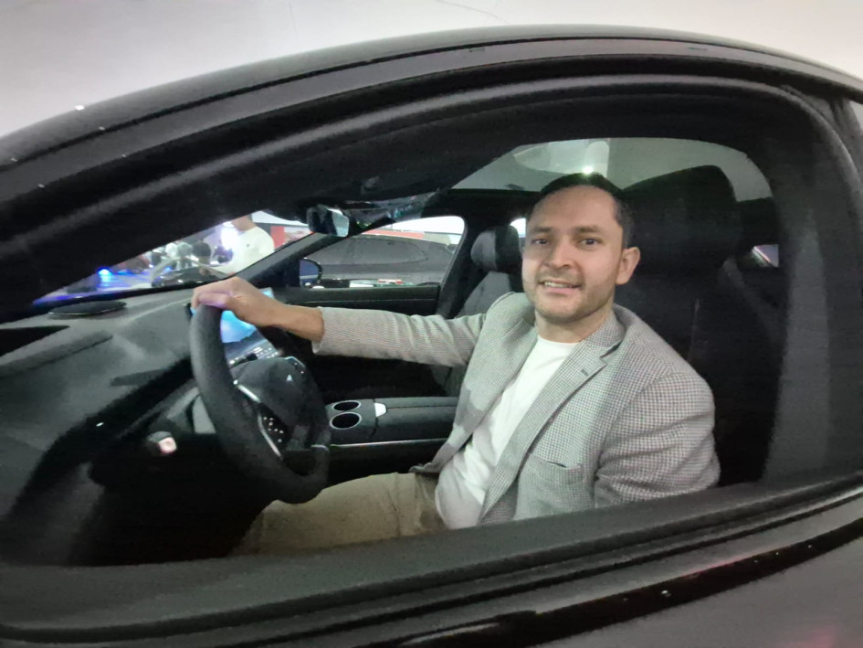 Juan Sebastián López Molina, director comercial de Deepal - Changan de Casa López