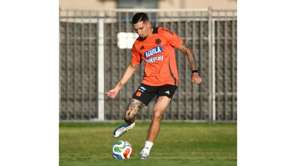 El lateral derecho Daniel Muñoz es una de las figuras de la selección Colombia.