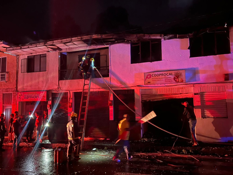Incendio atendido por Bomberos.