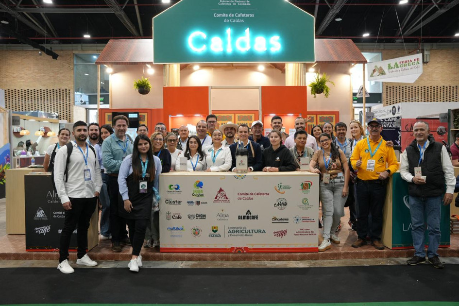 Con el número 1012 se presentó el stand Cafés de Caldas.