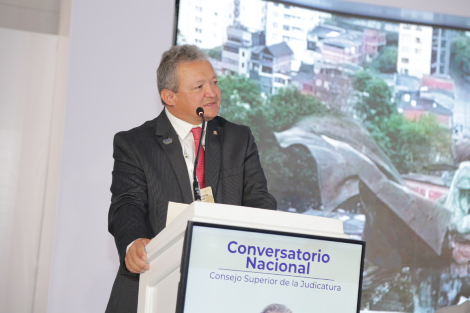 Jorge Enrique Vallejo Jaramillo asegura que una constituyente no es necesaria.