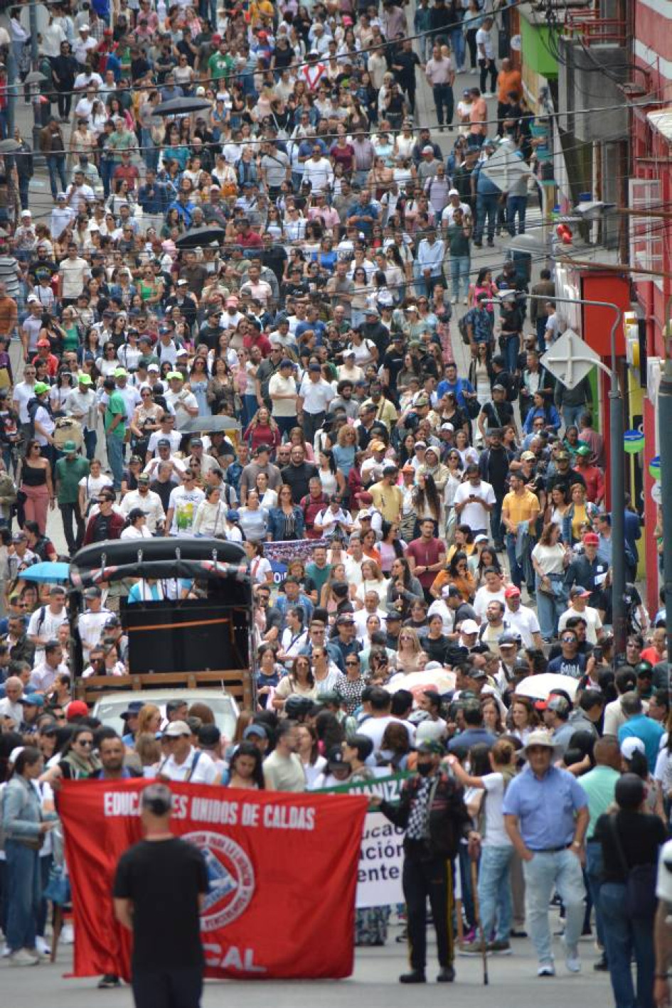 Foto I Archivo I LA PATRIA  Calles de Manizales serán testigas de una nueva moviolización de los profesores de colegios estatales. Exigen otra vez servicio de salud digno, entre otras peticiones.