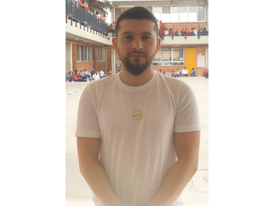 Juan Sebastián Cardona Palacio, docente de la Institución Educativa Santa Teresita. 