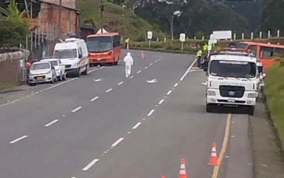 En el instituto confirmaron la identidad del adulto, Ciro Alfonso González Forero de 85 años. 
