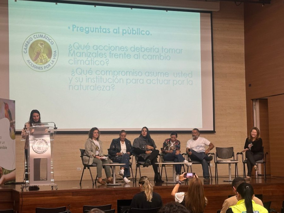 Este viernes en el auditorio del Banco de la República comenzó la Semana del Cambio Climático, Acciones por la vida,