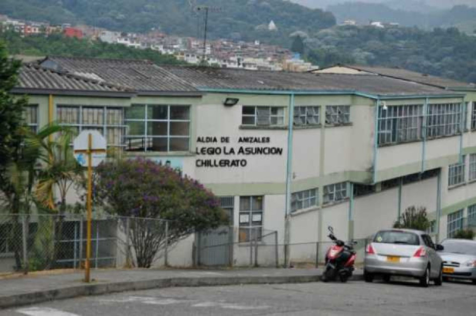 En Manizales continúan procesos para nombrar directivos en colegios públicos. Uno es el de coordinador en la Institución Educativa La Asunción.