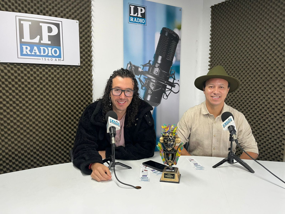   Los músicos de Manizales Julián Cardona y Fernan Amaya ganaron en Bogotá en los premios Colombian Dance Awards, con otros dos músicos de la ciudad