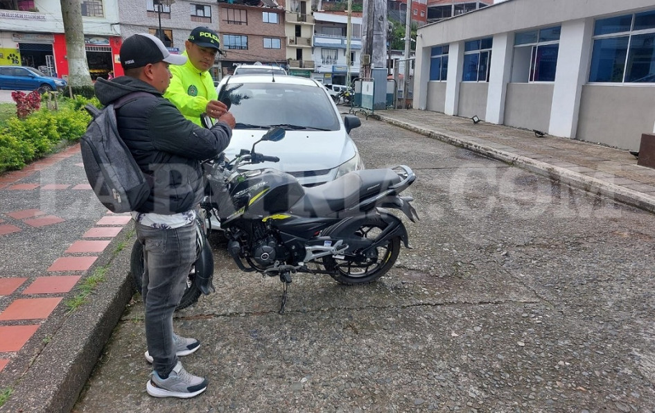 El propietario recuperó la motocicleta tras 15 días del hurto. Siguen tras el rastro del ladrón.