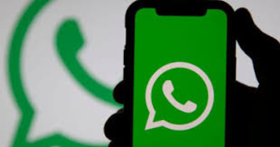 Los delincuentes aprovechan que la víctima cae en su juego para solicitarle códigos y se apropian de la cuenta de WhatsApp.