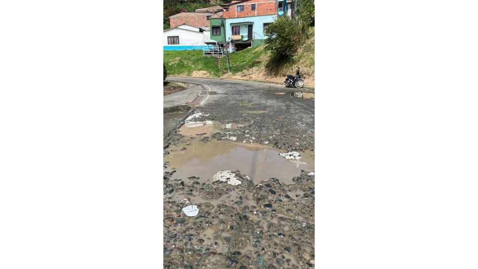 Este es el estado de la vía en Anserma.