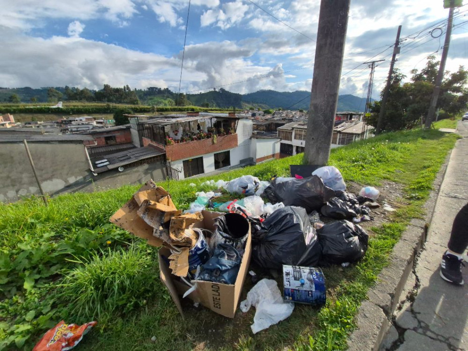 El comportamiento más sancionado en Manizales contrario a la limpieza en este 2025 ha sido arrojar basura, llantas o escombros en espacio público o en bienes privados.