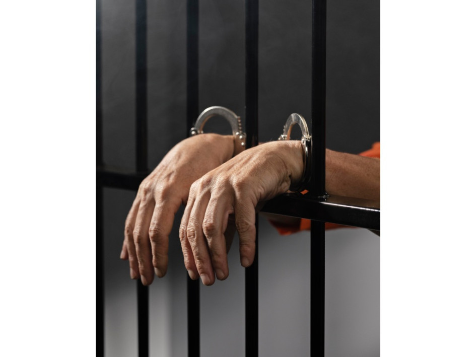 A los detenidos se les atribuye los supuestos delitos de trata de seres humanos, pertenencia a grupo criminal, contra la salud pública, contra el derecho de los trabajadores, favorecimiento de la migración irregular y blanqueo de capitales.