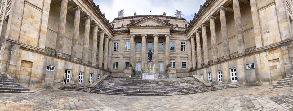 Jerarquías, capitales y normas: la arquitectura del nuevo Congreso. De las leyes a los códigos impícitos. Un experto analiza el ambiente político y las reglas de juego que moldean las elecciones legislativas programadas para el 8 de marzo del 2026. Cuatro políticos dan su visión. Además, conozca las fechas claves para la votación y la composición del Congreso.