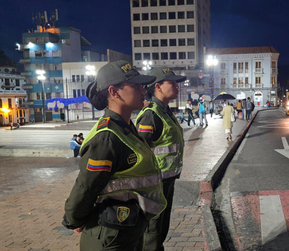 Fotos|Luis Fernando Trejos|LA PATRIA La Policía Metropolitana y la Alcaldía de Manizales adelantan campañas preventivas contra el fleteo en distintos puntos de la ciudad. LA PATRIA los acompañó. Focalizaron seis sectores estratégicos donde realizan pedagogía y entregan recomendaciones.