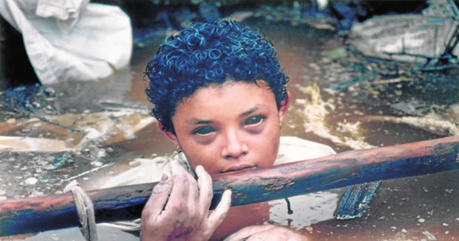 Un bombero voluntario de Manzanares, Caldas, por primera vez cuenta en público su verdad del caso Omayra Sánchez, la niña que protagonizó uno de los dramas más conocidos de la tragedia de Armero.