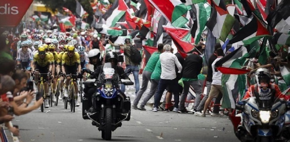 Iniesta lidera el rescate de un equipo ciclista en crisis