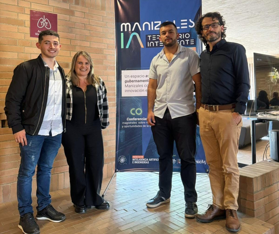 José Mateo Noreña y Edwin Camilo Valencia Bustamante, estudiantes, y los docente Marcela Mejía Hernández y Luis Carlos Correa Ortiz representaron a la Universidad de Manizales. 