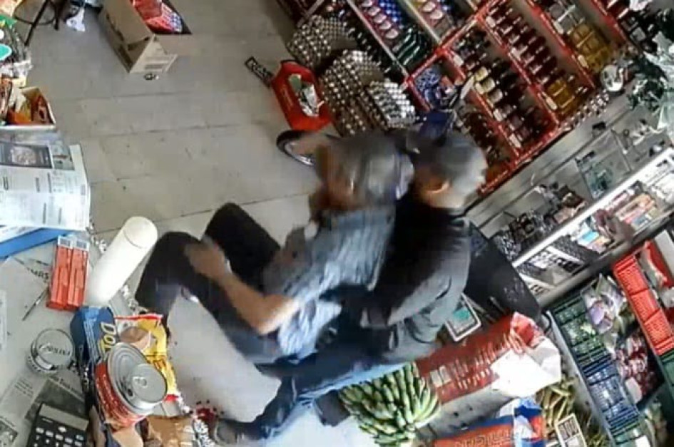 Fotos exclusivas y propiedad de LA PATRIA  A Marco Fidel lo golpearon con la cacha de un arma de fuego.