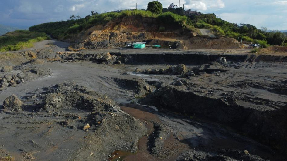 Hubo oraciones y ruegos para que el consorcio que se presentó a la licitación de Aerocafé cumpla con los requisitos y este proyecto pueda reanudarse.