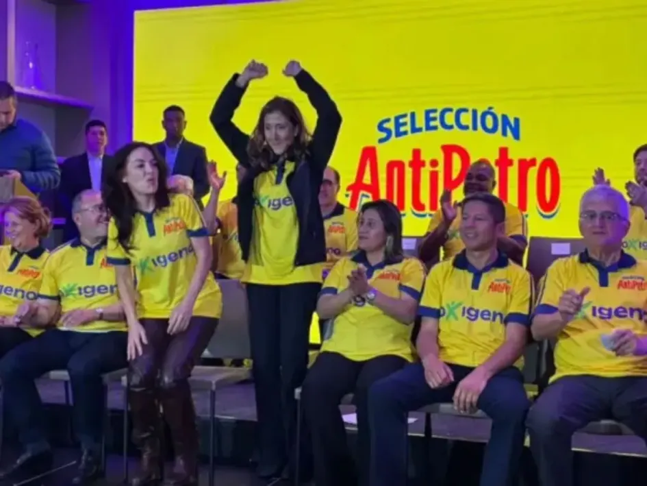 La Selección anti-Petro es el nombre con el que el partido Oxígeno, liderado por Ingrid Betancourt, lanzó su lista de 20 candidatos al Senado.