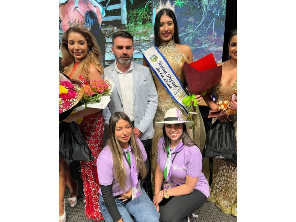 Stefhany Duque Herrera, nueva reina del Reinado Departamental de la Lana en Marulanda (Caldas). 