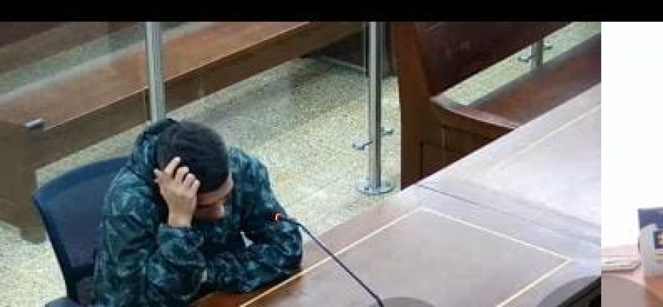 Foto| LA PATRIA  El hombre detenido con las 3 prendas.