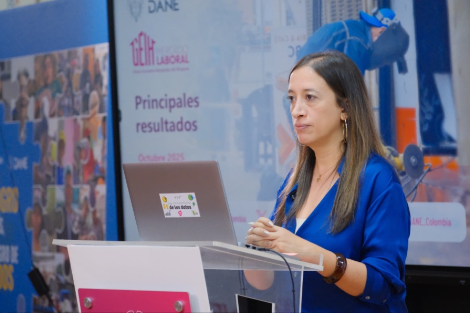 La subdirectora del DANE, Andrea Ramírez Pisco, presentó este viernes el reporte de desempleo en Colombia.