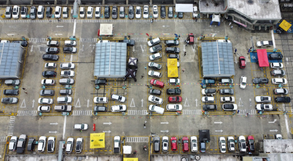 Foto I Freddy Arango I LA PATRIA  La Feria del Usado seguirá hoy en la terraza del Centro Comercial Mall Plaza. Los interesados en participar para vender su auto pueden llamar al 3207273645 opción 5 departamento de Publicidad.