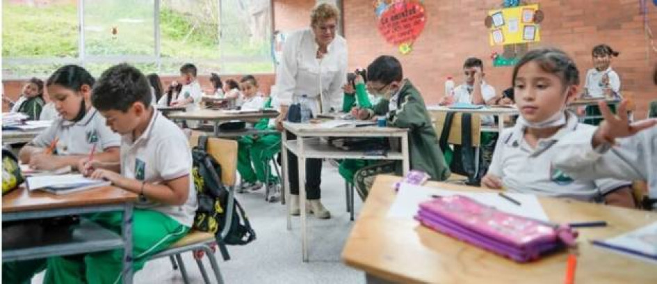 Foto I Archivo web Sedcaldas y Rubén Darío López I LA PATRIA  Los estudiantes de colegios públicos de Caldas terminan este viernes 28 de noviembre el año escolar 2025. 