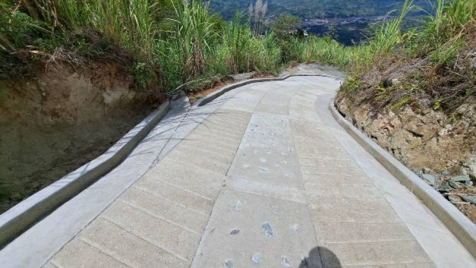 Cinco mil metros de placas huella es la meta, instalan tres reductores de velocidad, vuelve Renta Ciudadana y se acerca el bono pensional.