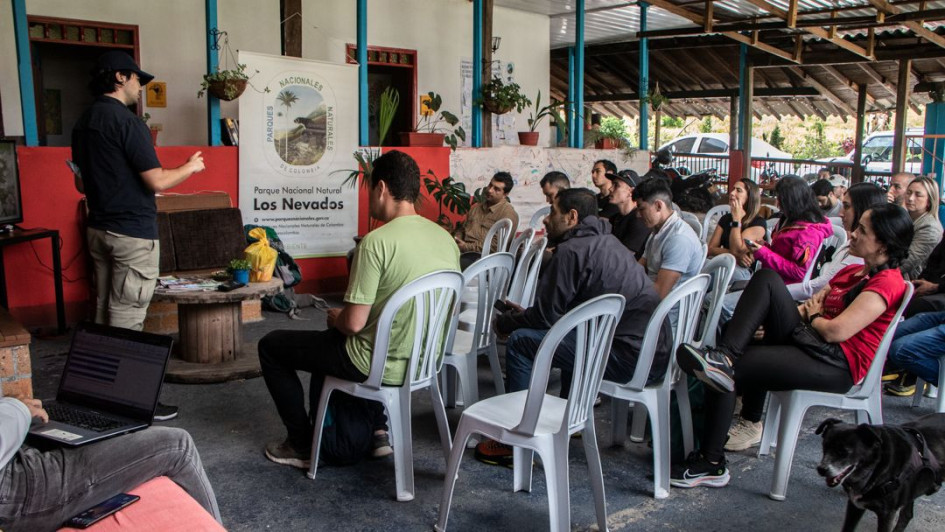 Parques Nacionales reconoce que sin regulación, esta actividad se vuelve una amenaza directa a la conservación.