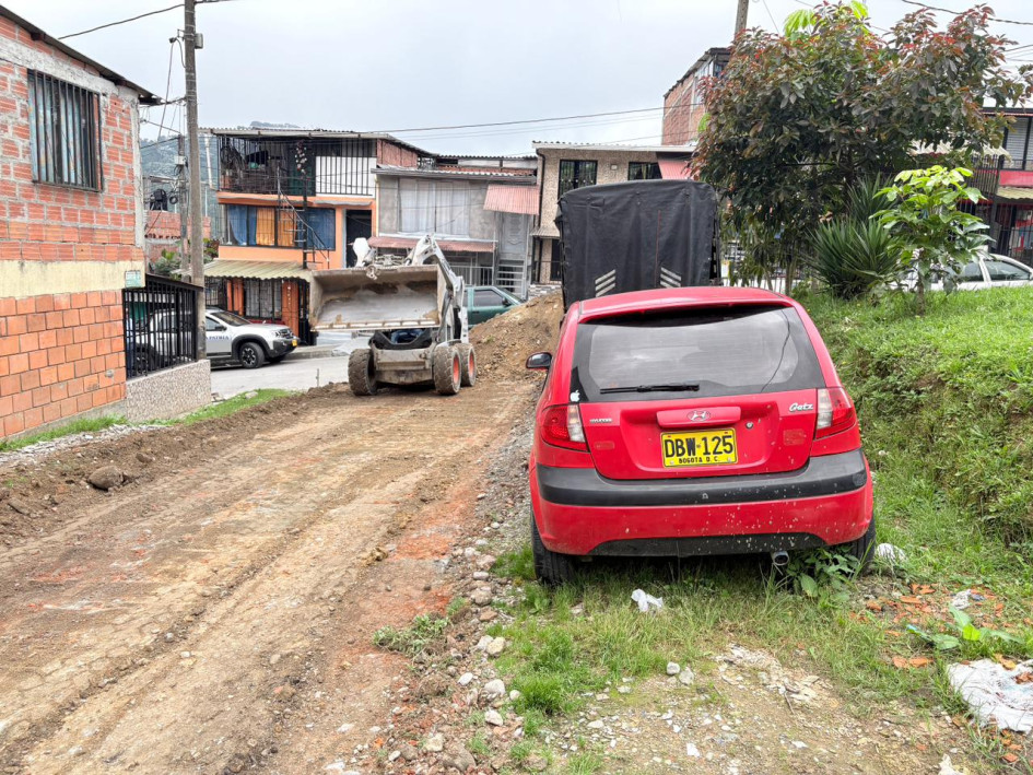 Este era el carro que obstaculizaba las obras.