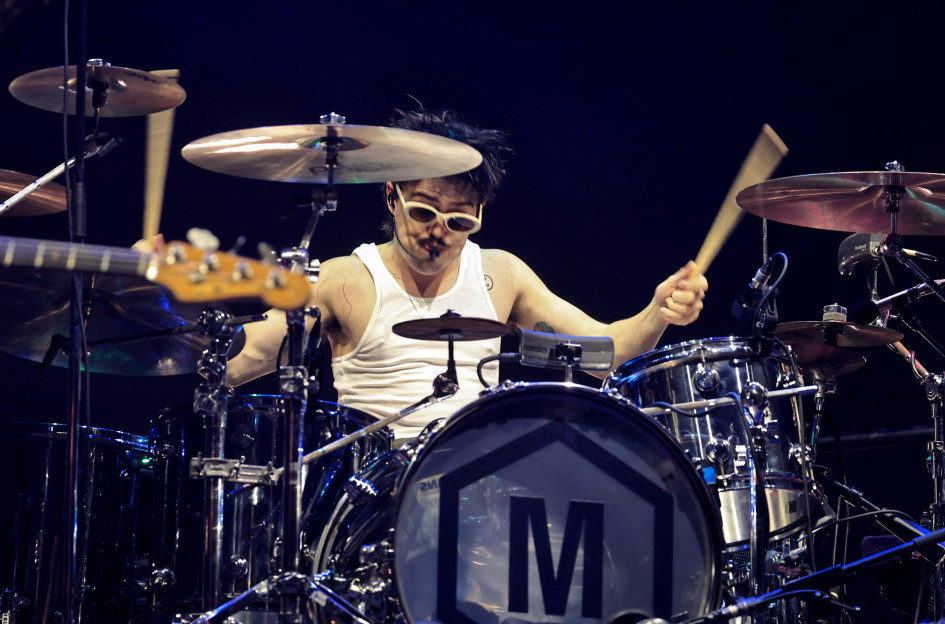 Integrantes de la banda colombiana Morat se presentan como parte de su gira 'Asuntos Pendientes' este sábado, en San Juan (Puerto Rico).