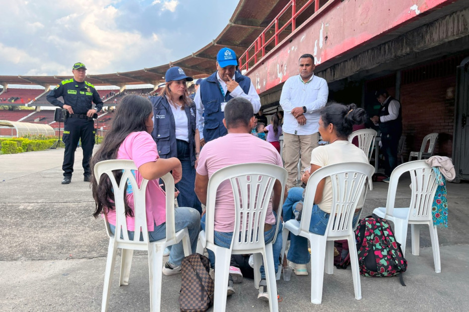 La Defensoría del Pueblo pidió este lunes al Eln y a una disidencia de las Farc "cesar de inmediato" los enfrentamientos armados entre ellos.