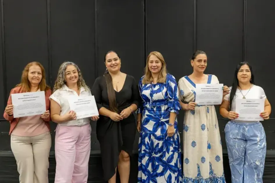 Funcionarios del sistema educativo de Risaralda fueron homenajeados por sus décadas de servicio continuo al departamento.