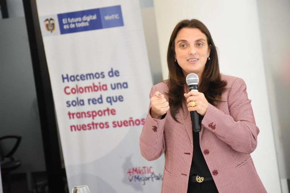 Una propiedad de Karen Abudinen, exministra de MinTic, también terminó afectada por la decisión.