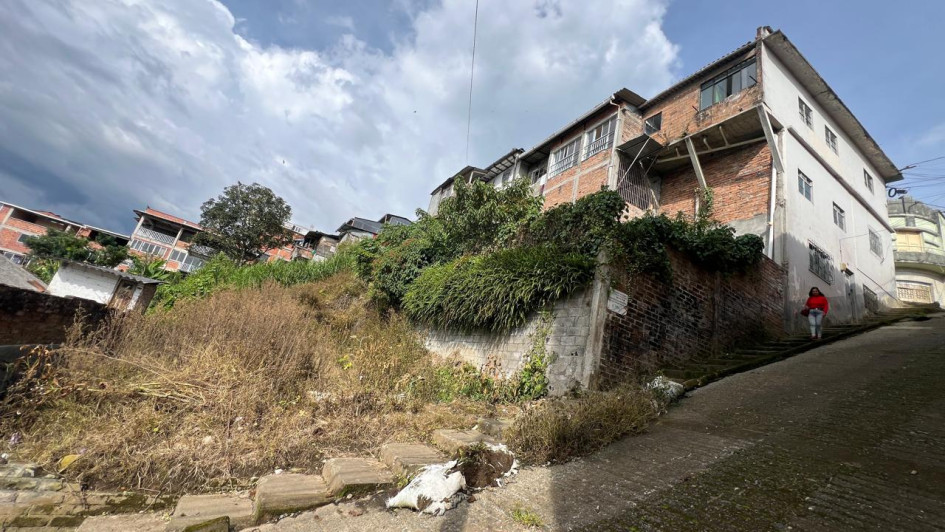 El lote está ubicado en la carrera 6 con calle 9