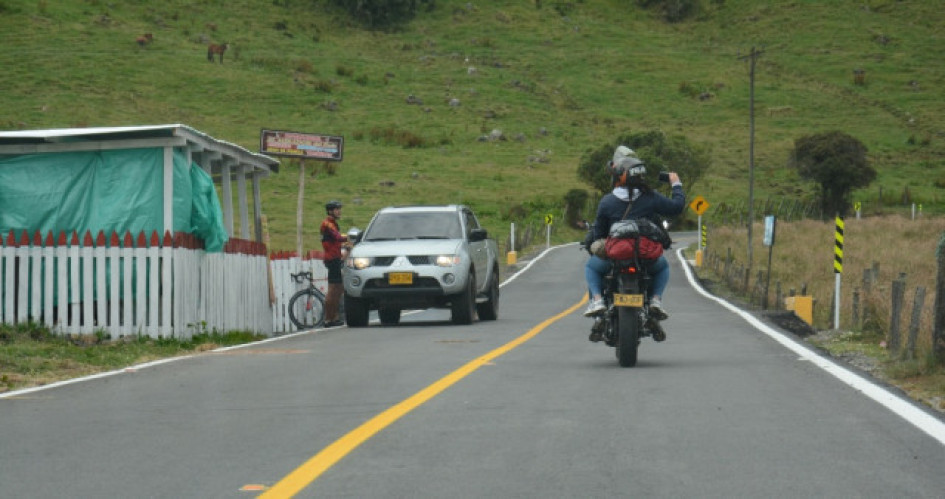 Este puente festivo hay pico y placa ambiental en la vía Manizales - Murillo, carretera que bordea el volcán Nevado del Ruiz. 