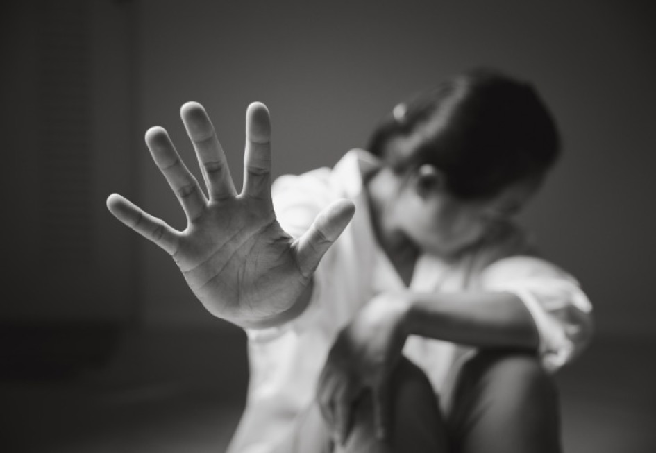 Alumnas serían víctimas de un docente acosador.