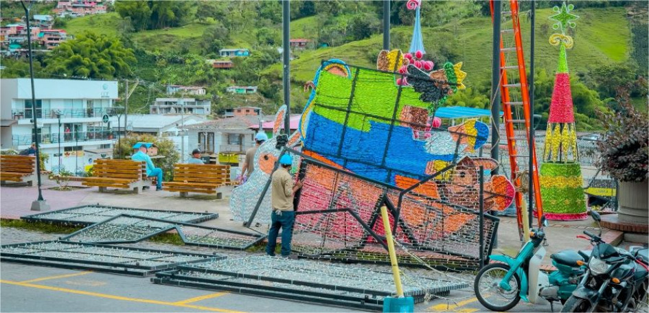 lgunas de las figuras navideñas que serán instaladas en este municipio de Caldas.