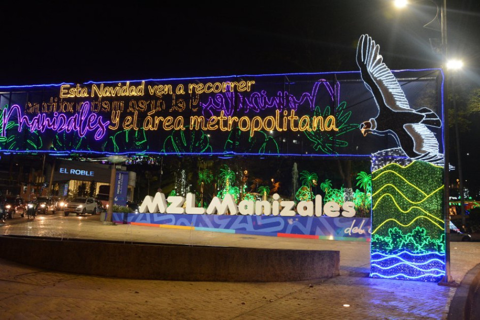 Una muestra es el cóndor de los Andes que abre las puertas en el Parque del Agua.