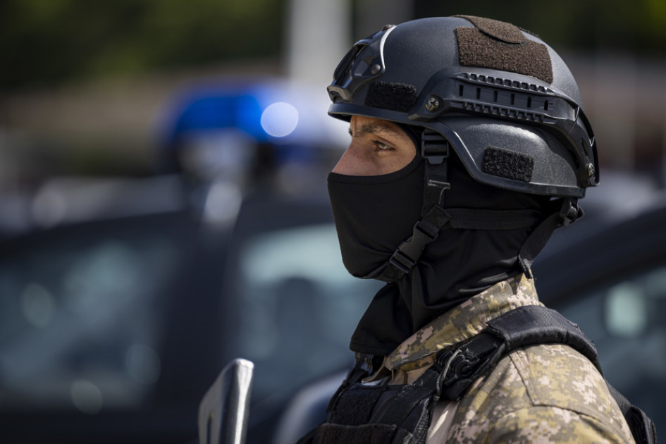 Un integrante de la Dirección General de Contrainteligencia Militar de Venezuela (Dgcim) participa en una actividad organizada por el Ministerio de Interior, Justicia y Paz este viernes, en Caracas (Venezuela).