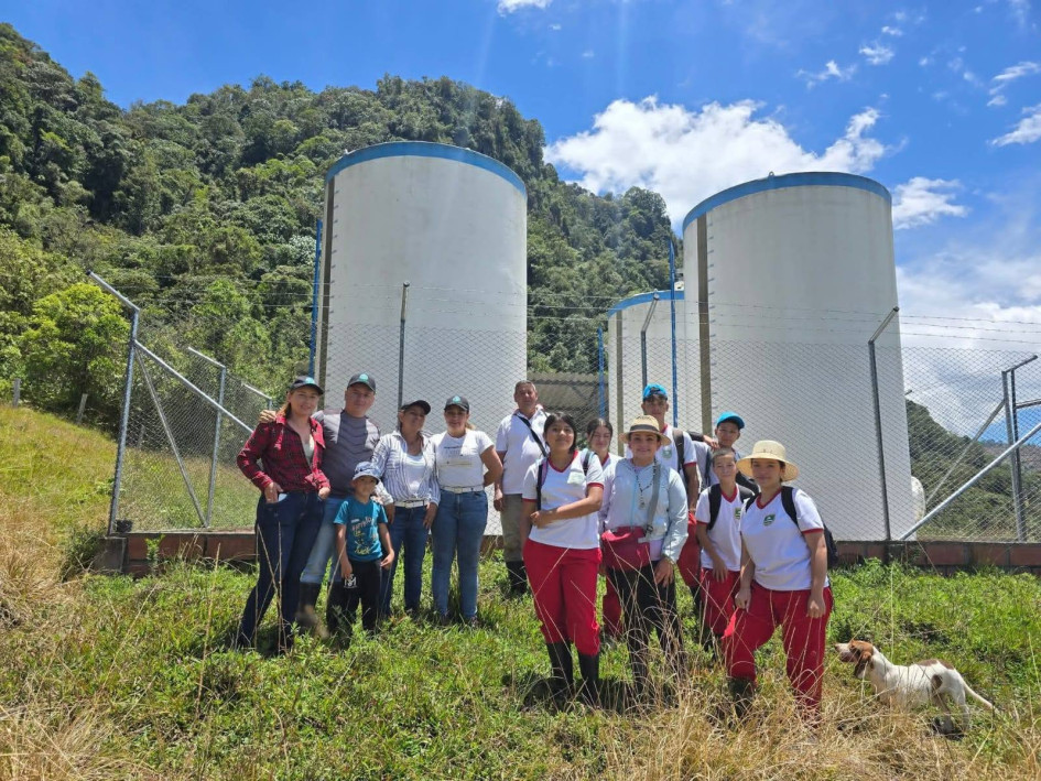Acueducto de Hojas Anchas gana premio internacional FAO