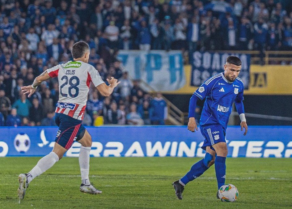 Junior de Barranquilla consiguió este domingo un triunfo por 2-1 ante Millonarios en El Campín