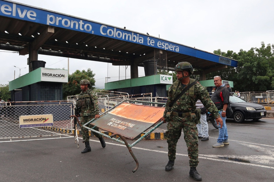 El Gobierno nacional ordenó el despliegue de 30.000 soldados a lo largo de los 2.219 kilómetros de frontera con Venezuela para garantizar la seguridad.