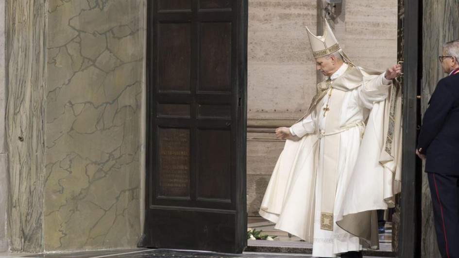 El papa León XIV realizó el cierre solemne de la última Puerta Santa que continuaba abierta: la de la basílica de San Pedro. Así dio fin al Jubileo de la Esperanza 2025.